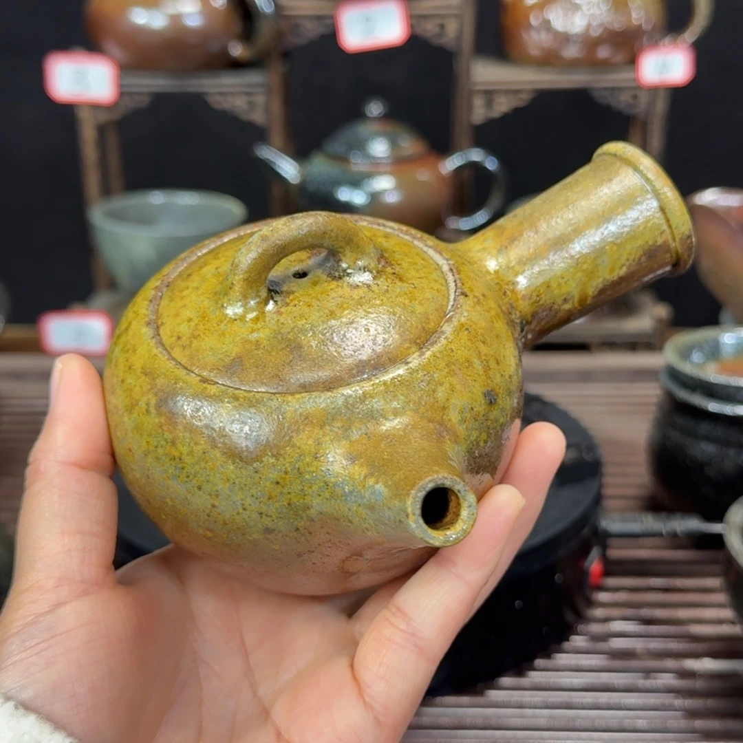 茶壶紫砂段泥制作