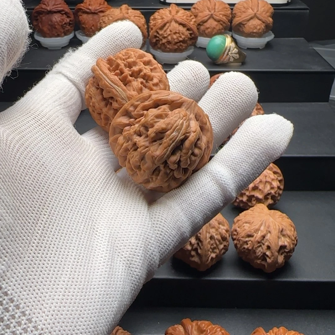 如***意文玩核桃吊坠红锦鲤40