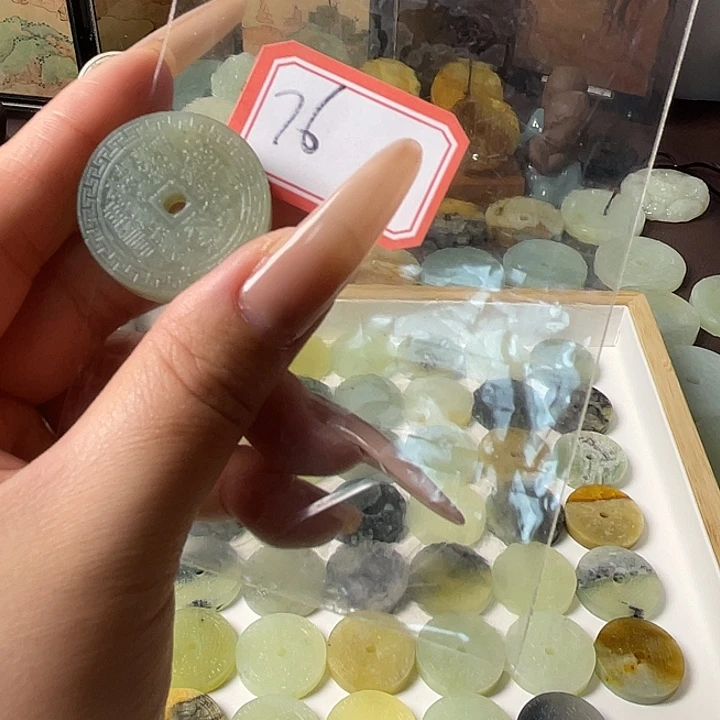 蛇纹石玉合金颈饰