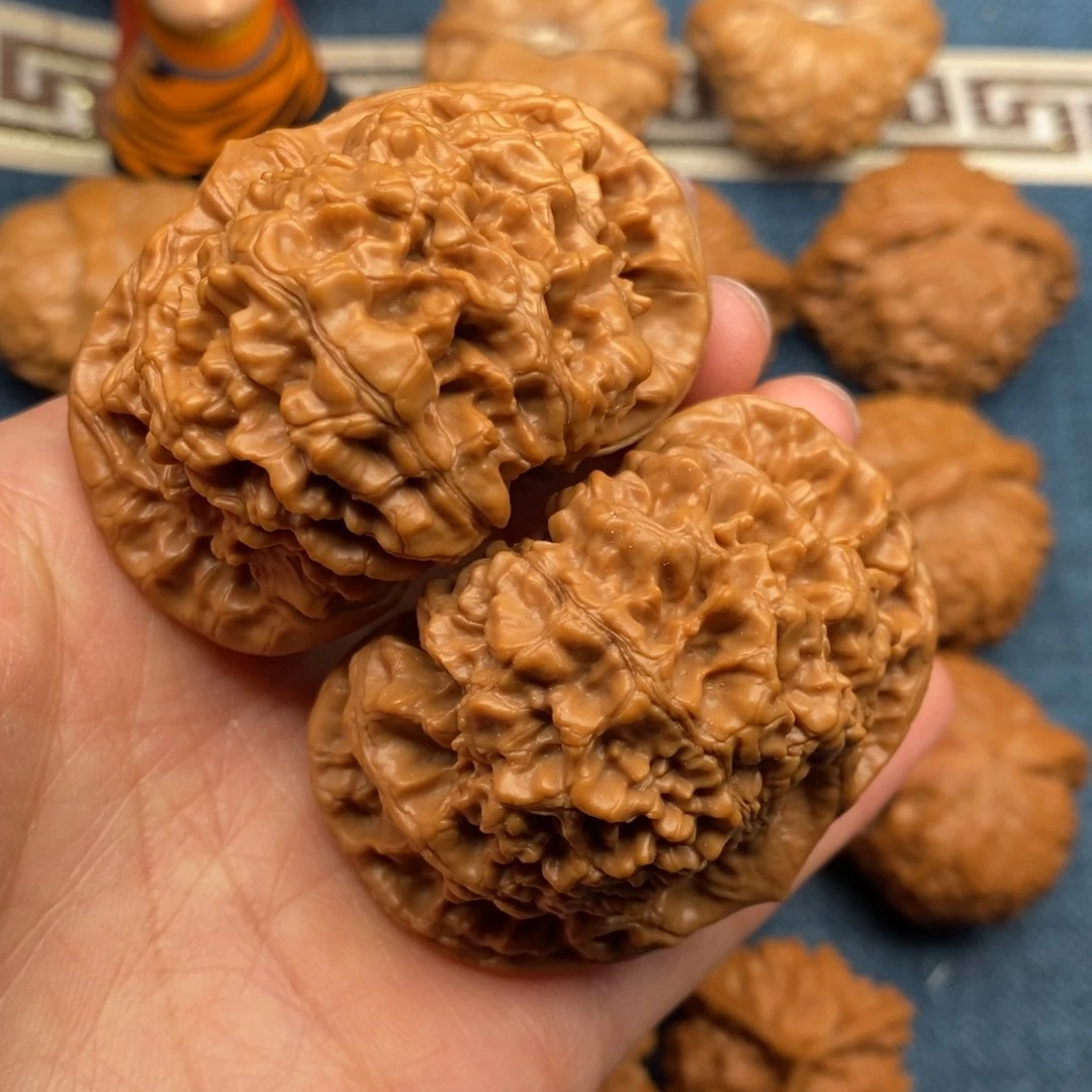 文玩核桃把件55官帽