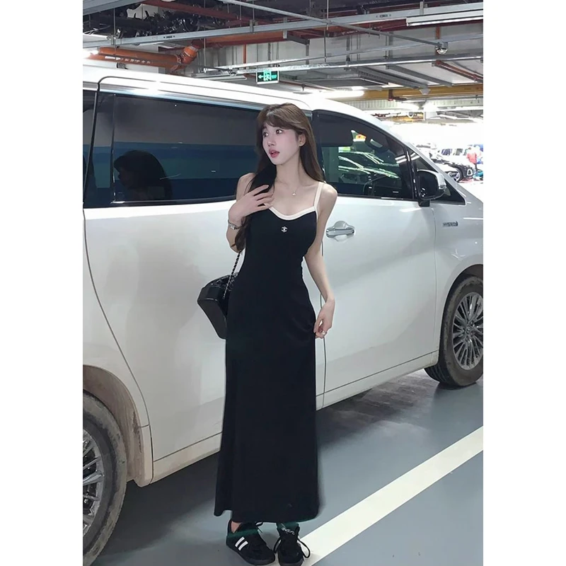 波普艺术馆潮流简约款显瘦修身条纹长裙吊带女A字裙