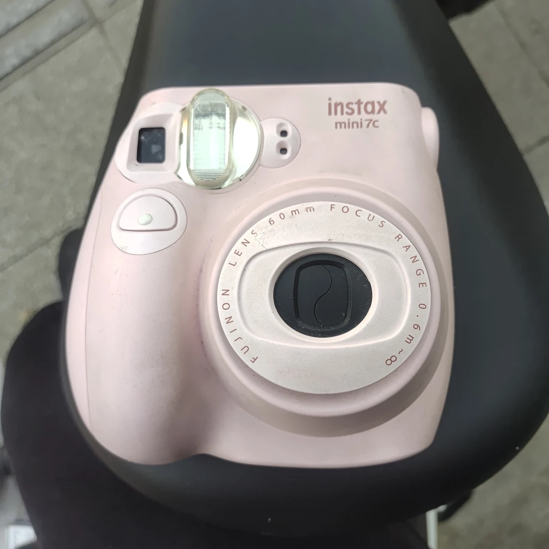 8新 Fujifilm/富士 富士拍立得mini7c，全好，有脏旧使用痕迹，裸机