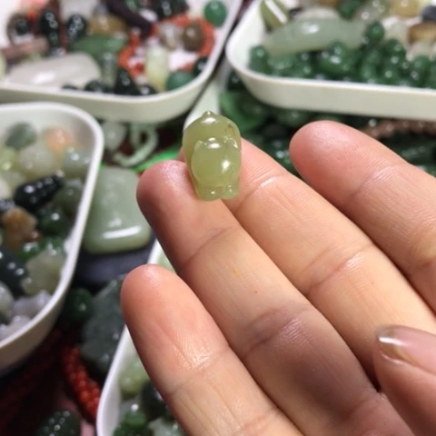 未镶嵌和田玉手机链既**安