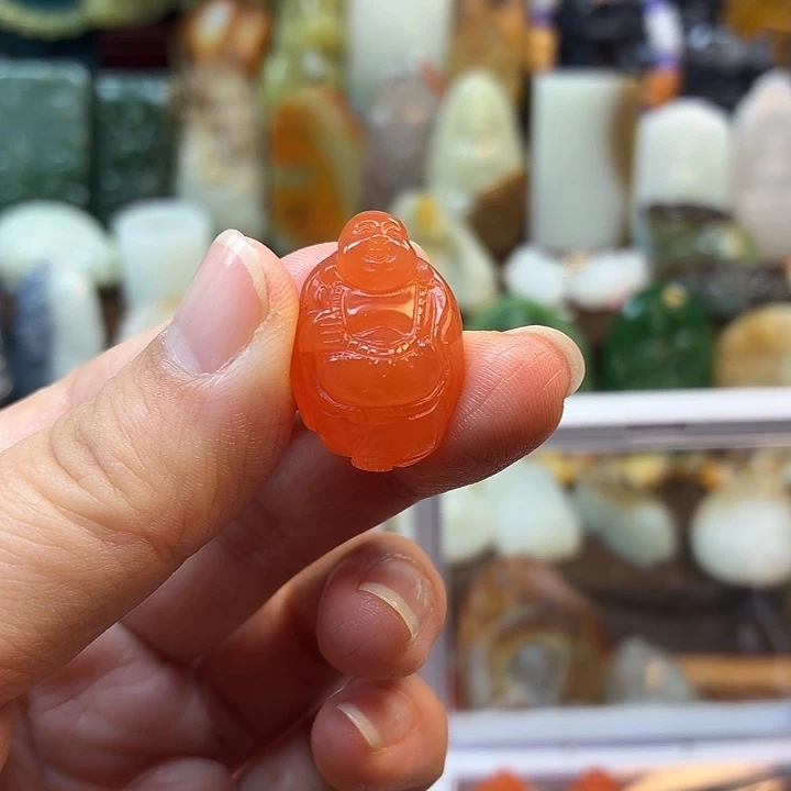 果***蜜和田玉未镶嵌颈饰