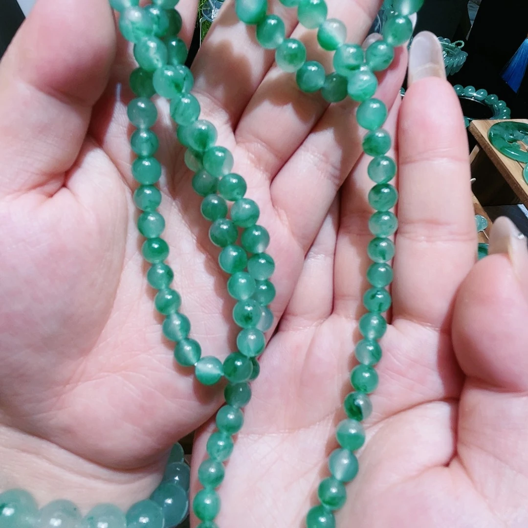 石英质玉未镶嵌颈饰我***气