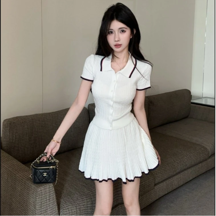 法式甜美风拼色针织套装女polo领麻花上衣百搭显瘦A字短裙两件套