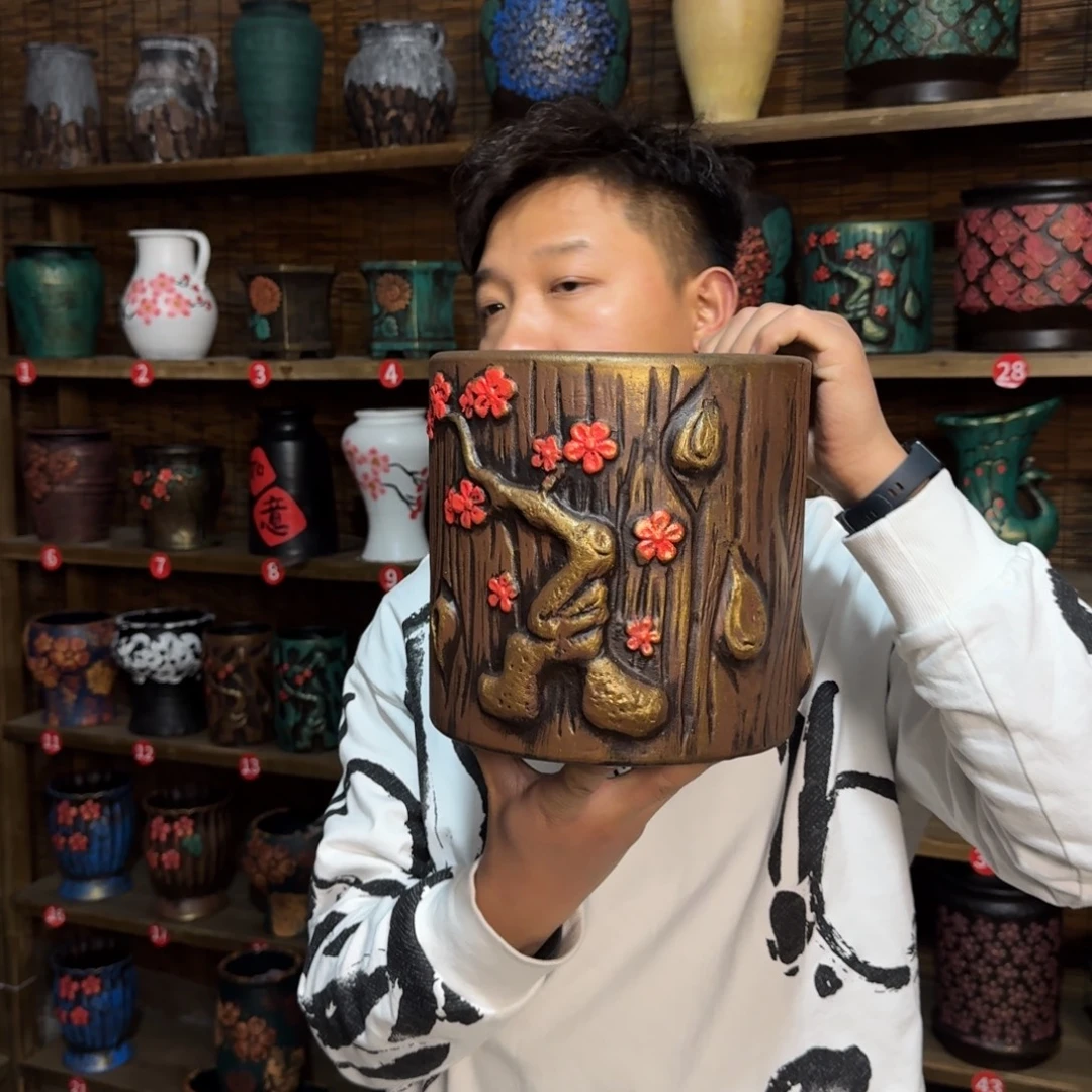 带孔高端浮雕花盆抢抢抢