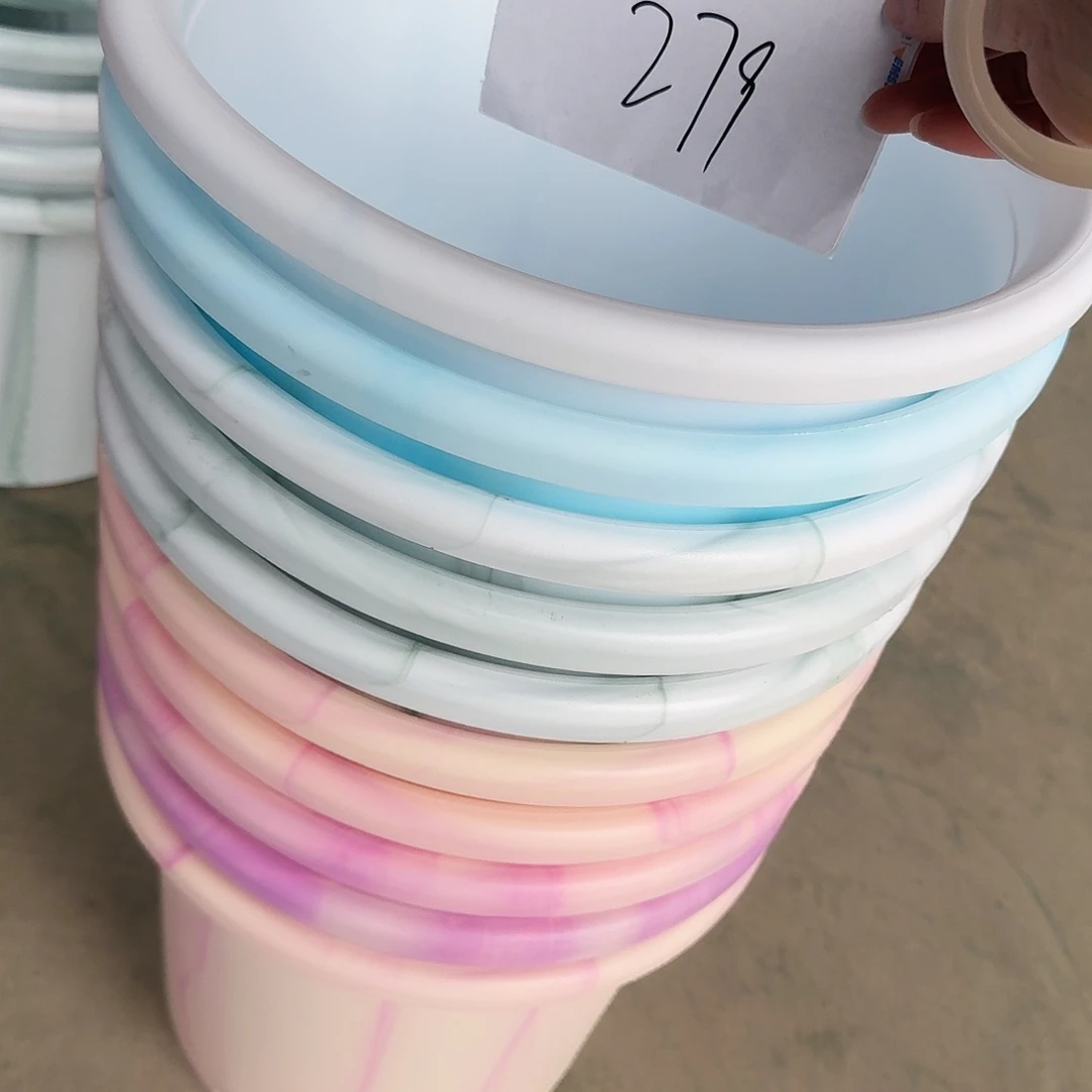 编号279-10个琉璃