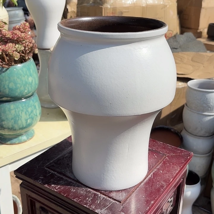 红陶轻奢风火炬口径20高度33