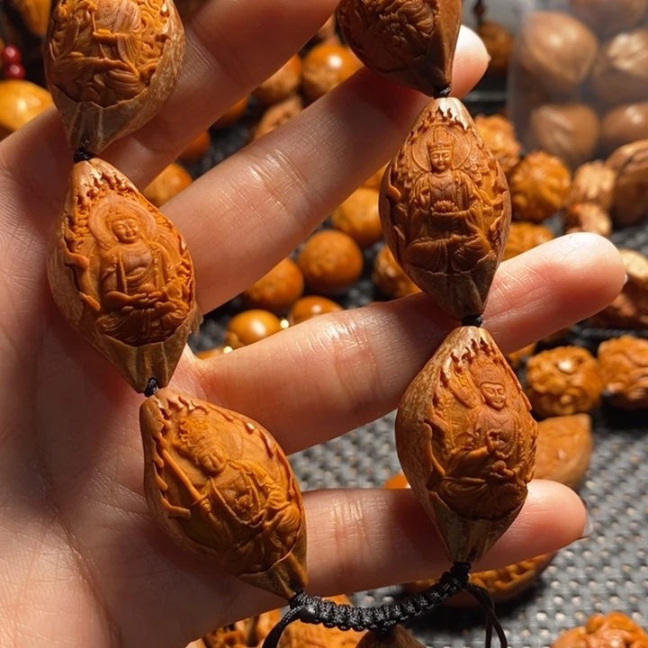 吊坠橄榄核八大菩萨生肖守护神