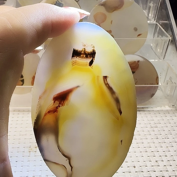 玛瑙/玉髓未镶嵌珠宝奇石