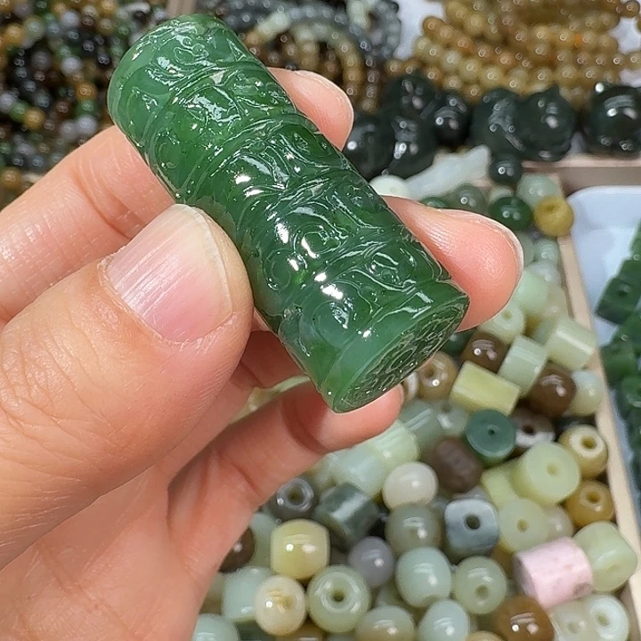 和田玉（碧玉）未镶嵌颈饰4116