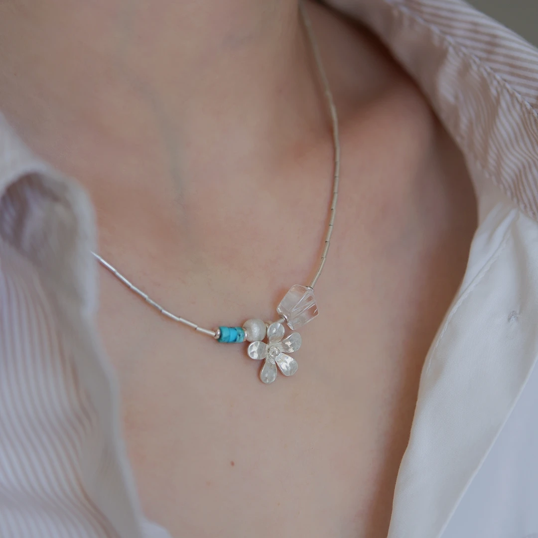 吊坠925银 ins小清新风通体925银直管项链花朵高级感锁骨链小众