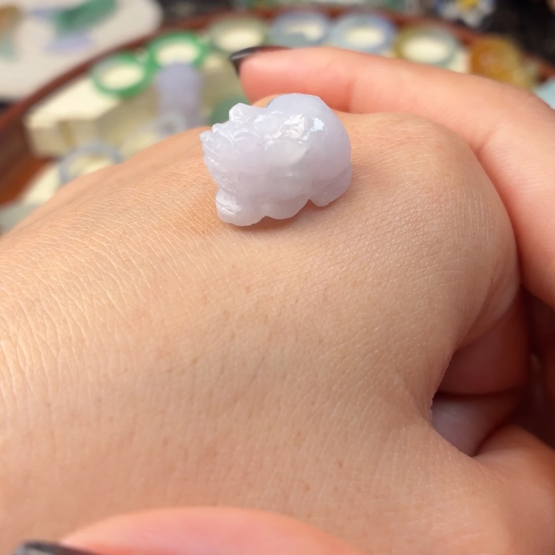 定制翡翠未镶嵌貔貅