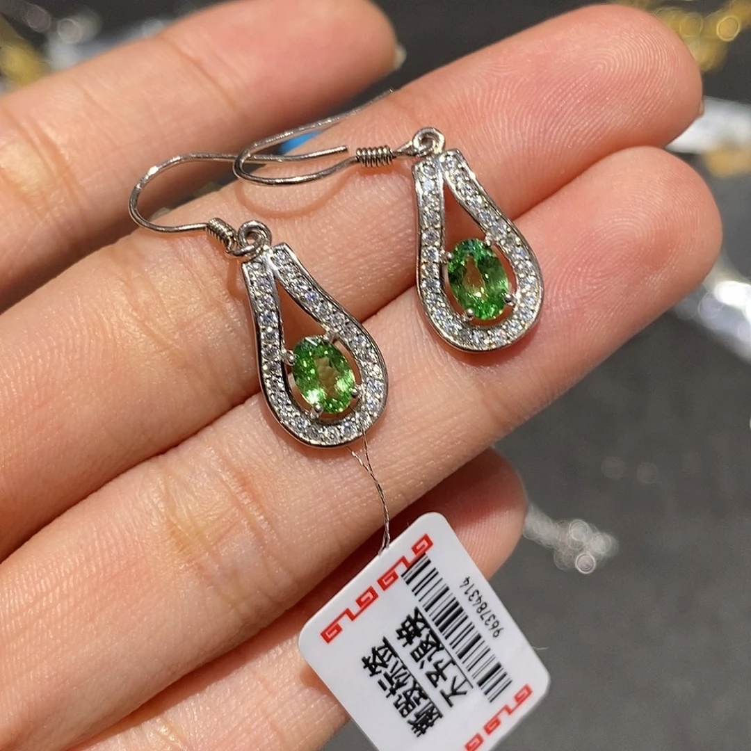 耳饰银S925镶嵌石榴石（沙弗莱）