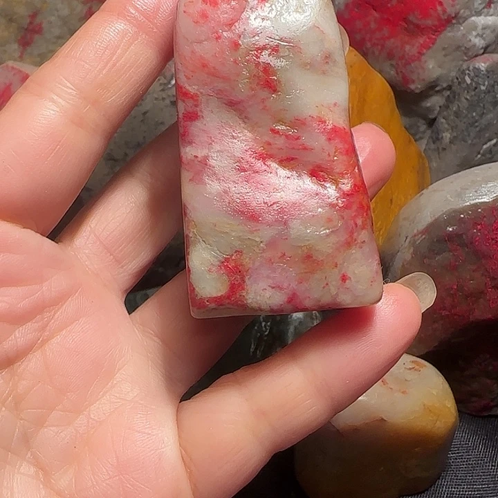 昌化石昌化鸡血石原石