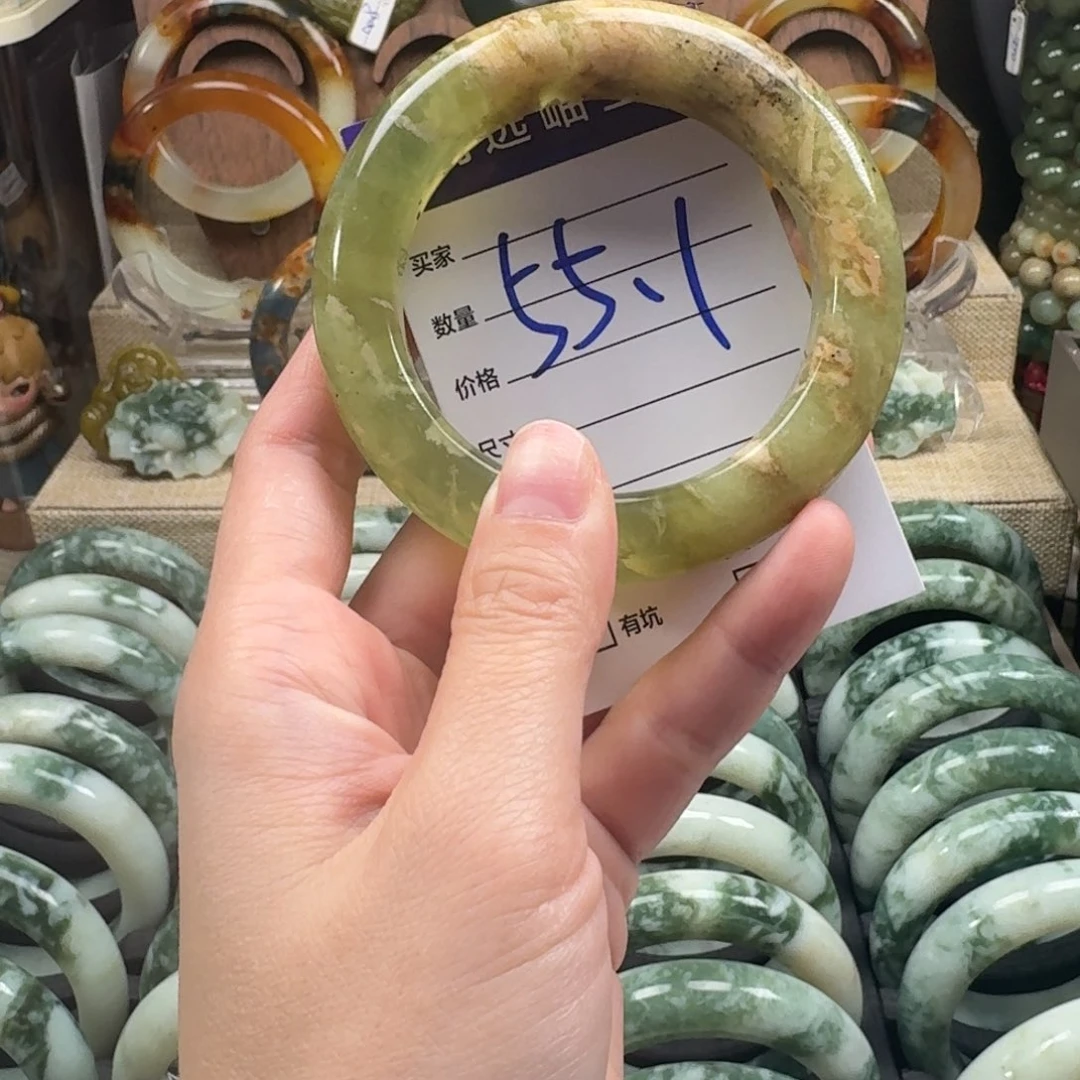 蛇纹石玉未镶嵌不退换