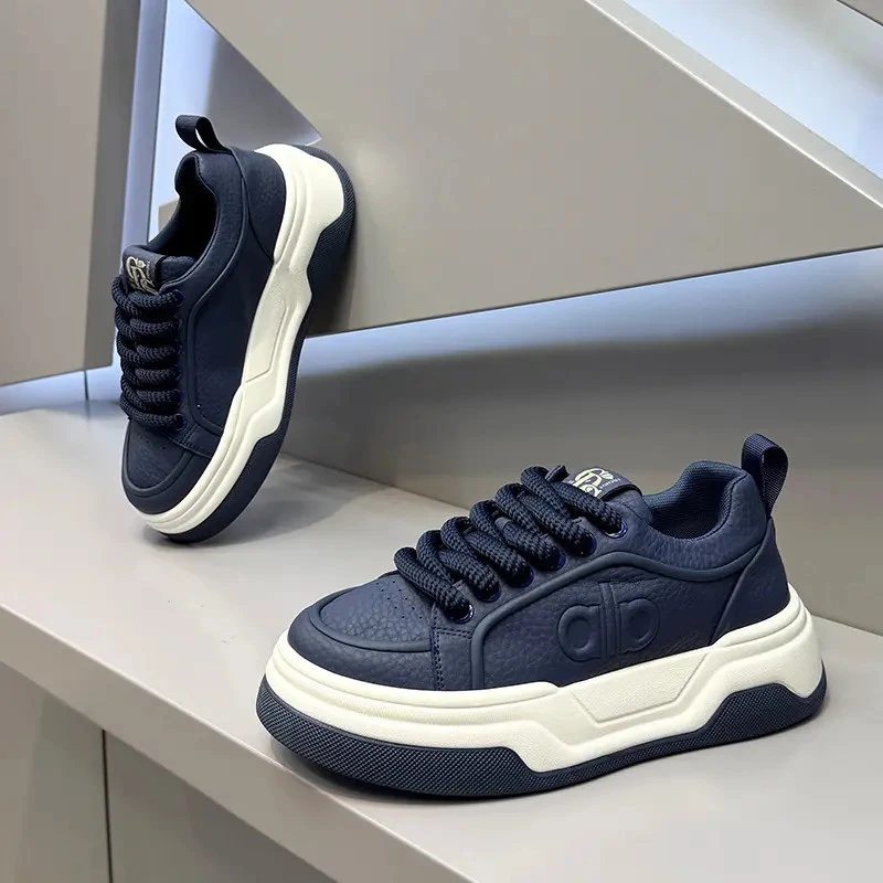 男鞋2025秋季新款时尚百搭小白鞋低帮厚底板鞋百搭增高系带休闲鞋