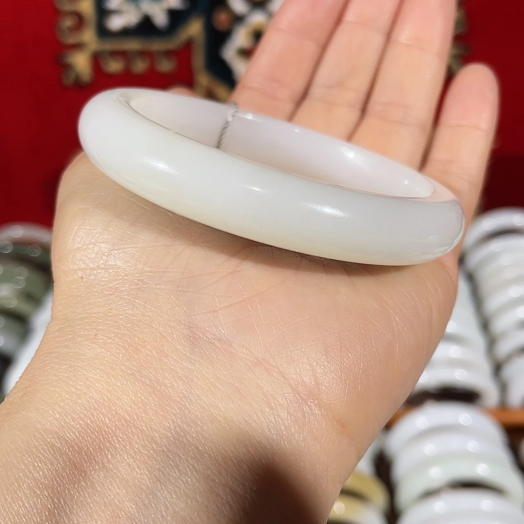 和田玉手镯未镶嵌和田玉羊脂玉手镯