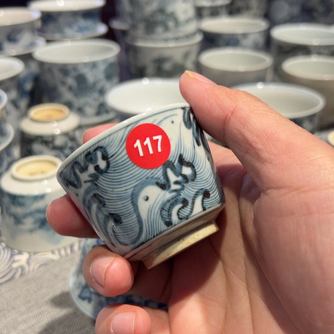 杯小****顽古手工手绘作品