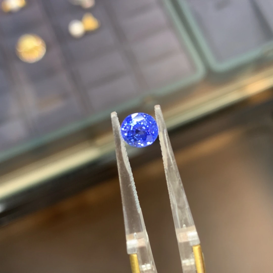 蓝宝石裸石未镶嵌1.57ct斯里兰卡矢车菊