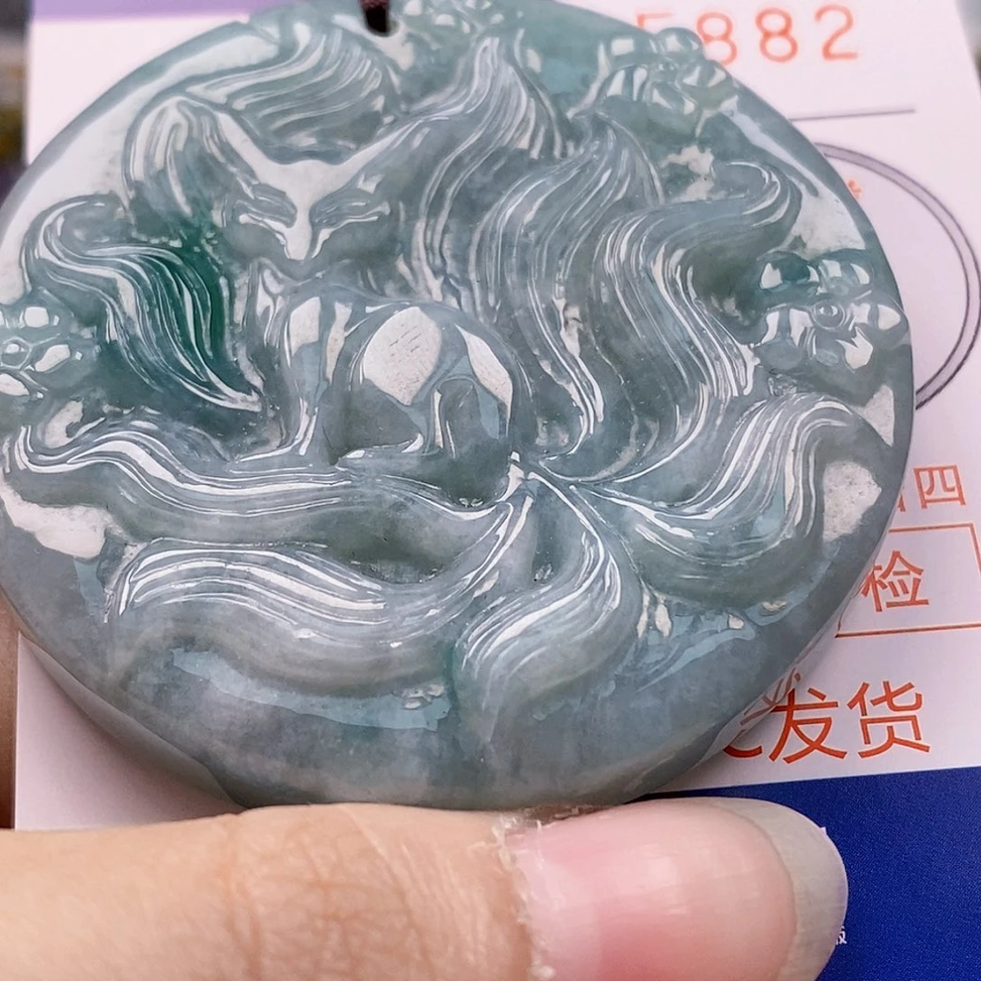 吊坠(不含链)未镶嵌翡翠
