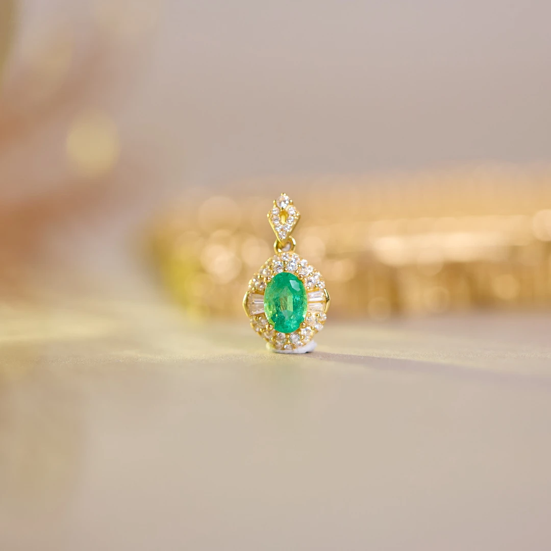 【玉峰珠宝】祖母绿菱形吊坠(多样性发一）X-H3718