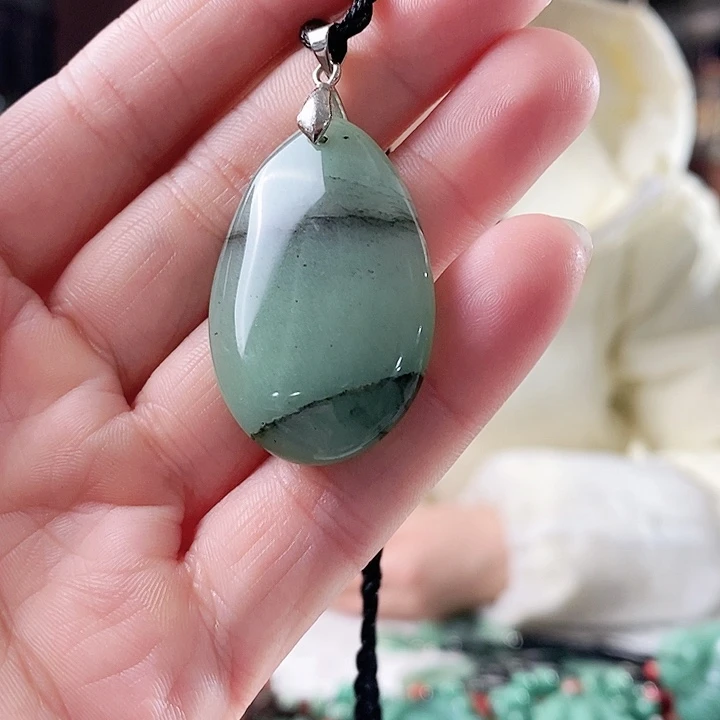 密玉（石英质玉）毛衣链未镶嵌