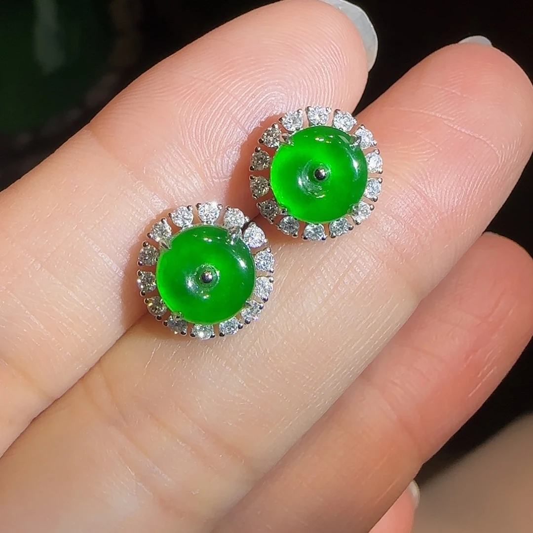 翡翠18K金镶嵌耳钉