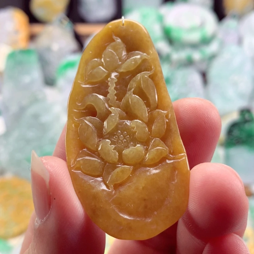 【闪购商品】翡翠吊坠(不含链)未镶嵌