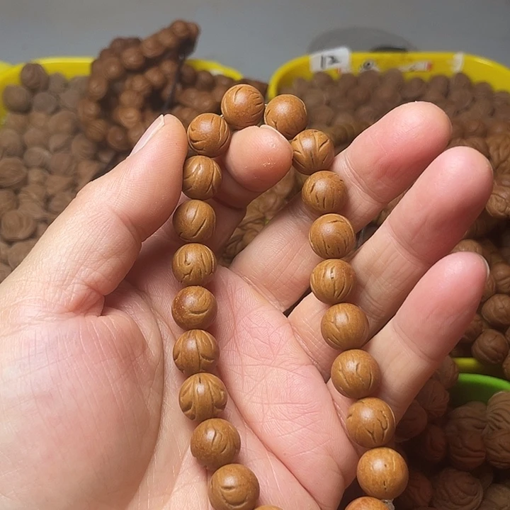 桃核吊坠钓**。秦岭龙纹光柱1:0尺寸20颗打孔