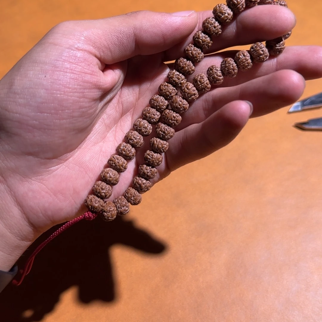 金刚菩提吊坠老树王手持