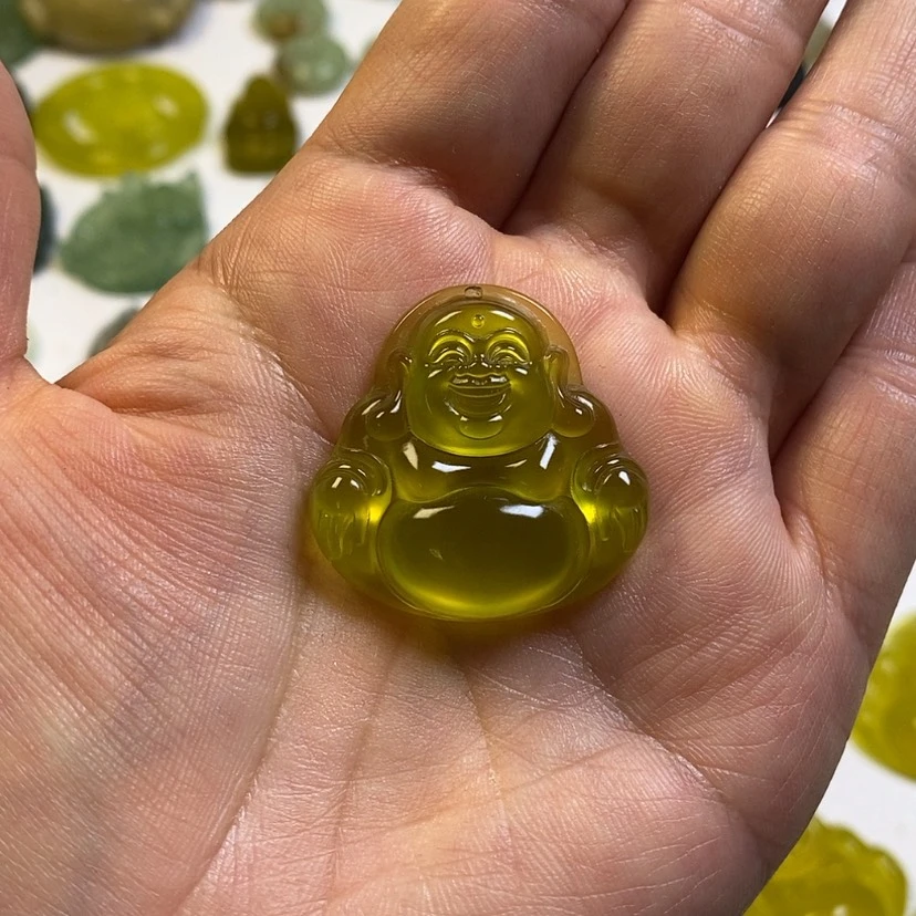 【闪购商品】蛇纹石玉颈饰未镶嵌丽****子