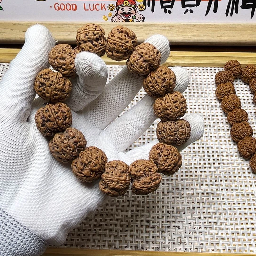 吊坠金刚菩提梁梅花 原皮原色全品无黄无瑕疵