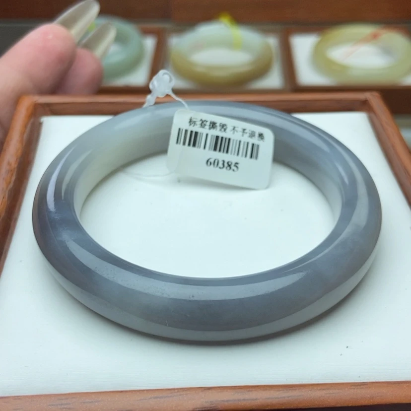 【闪购商品】和田玉手镯未镶嵌5455