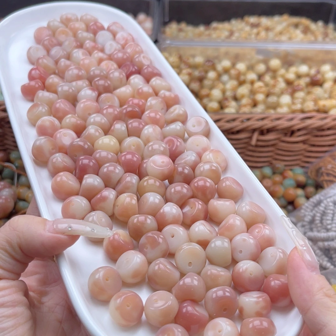 白玉菩提吊坠a14mm/9颗玉化蒜瓣