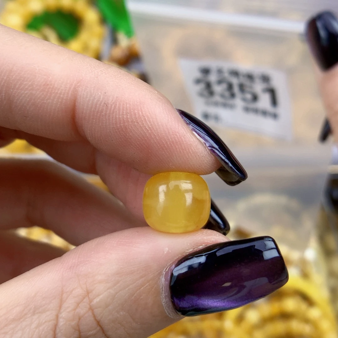 琥珀未镶嵌裸石10.5