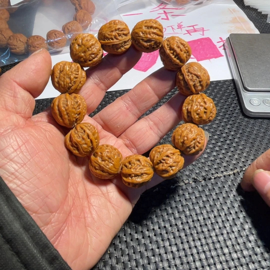 文玩核桃手串毕业方印京八棱20
