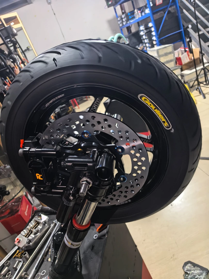 九号小牛极核 各类电摩定制前面一套