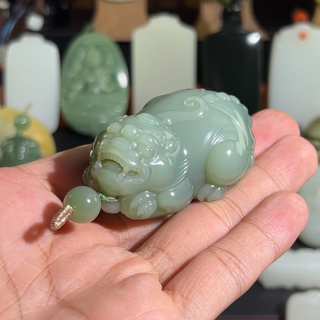 未镶嵌和田玉把件