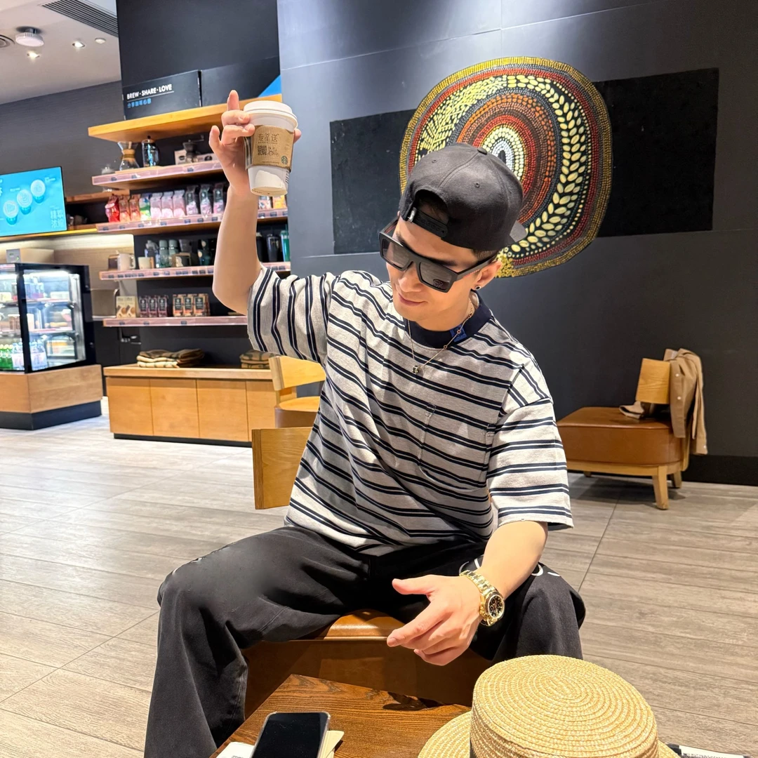 宽松【快递单条纹短袖】男女同款D28137