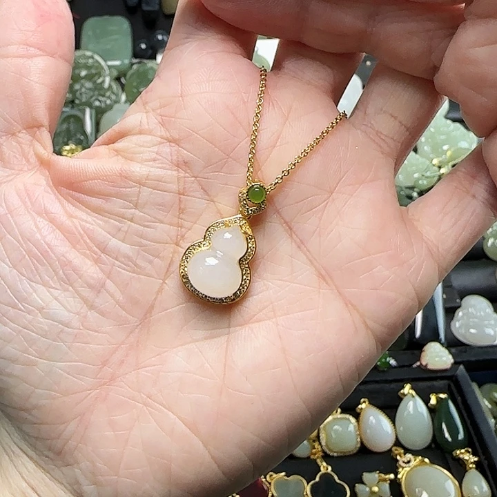 〆***吖和田玉银S925镶嵌颈饰