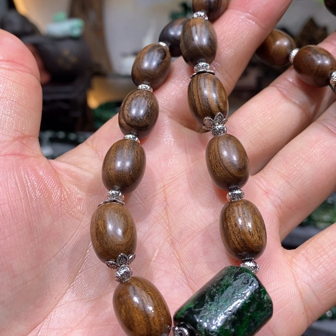 翡翠颈饰银S925镶嵌漂亮美眉