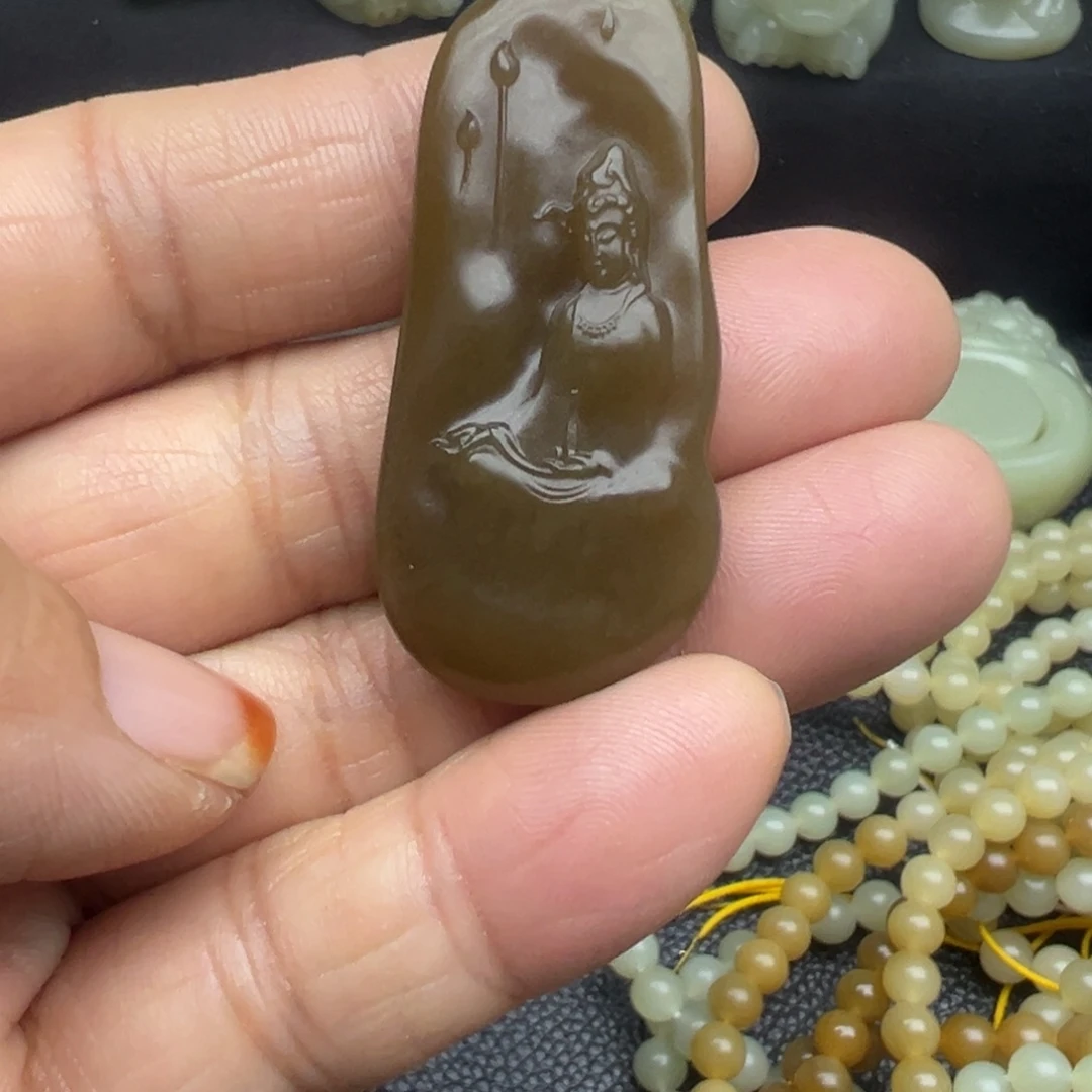 和田玉（糖玉）未镶嵌吊坠(不含链)
