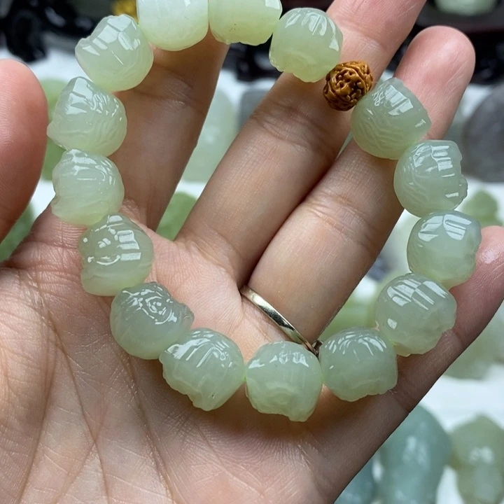 和田玉（糖玉）未镶嵌颈饰59