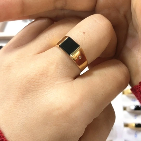 翡翠戒指18K金镶嵌缅甸天然A货翡翠