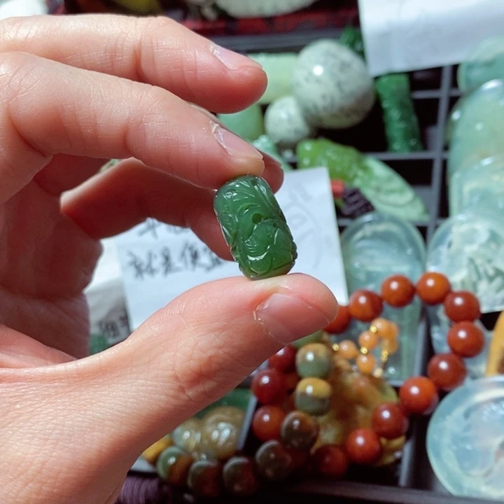 和田玉（碧玉）颈饰未镶嵌适*