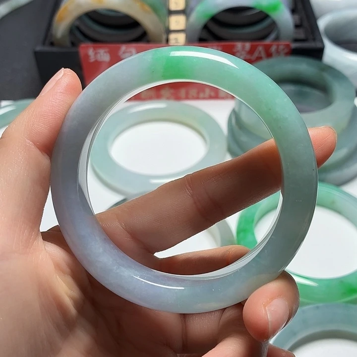 真***口翡翠未镶嵌手镯13800