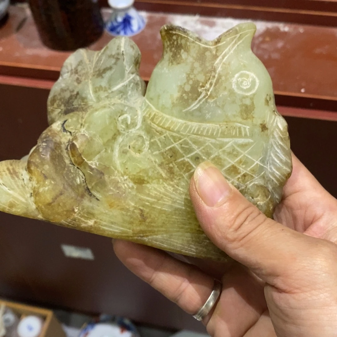瓷片这么早还没有下班么