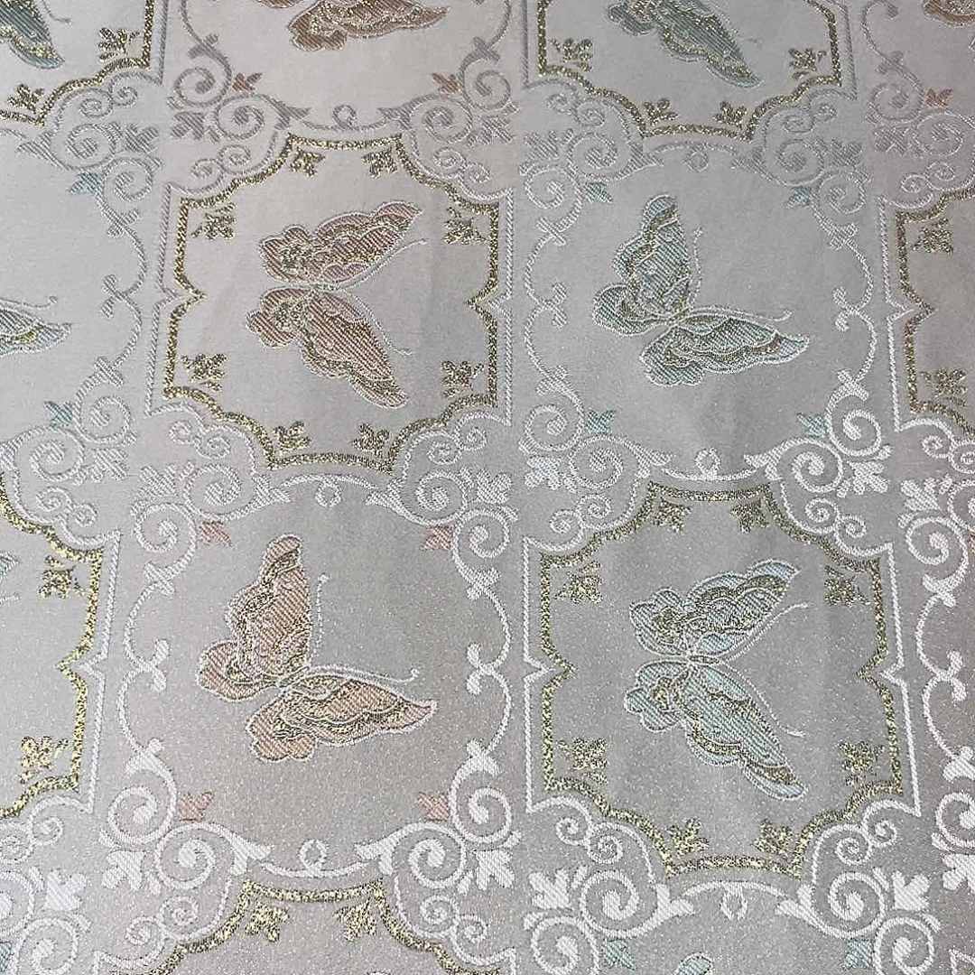 盖碗d****a杯子里还有好多